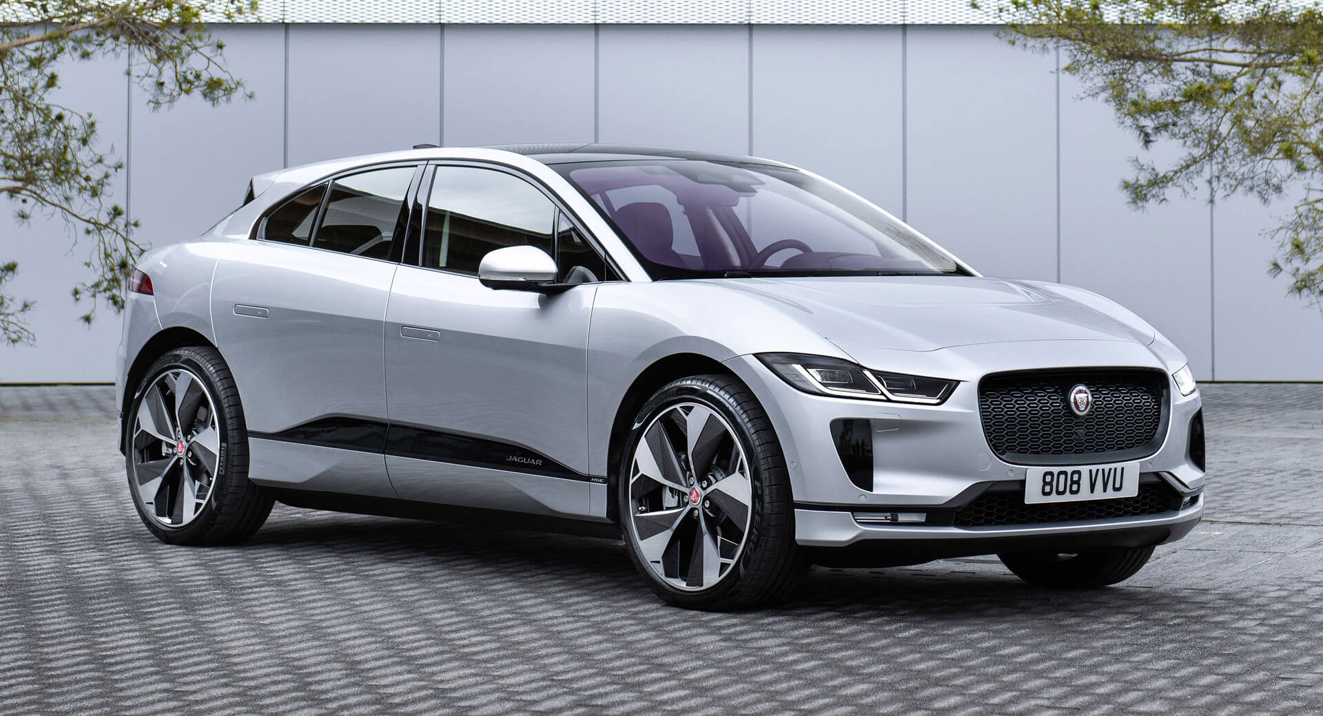 2021-jaguar-i-pace-0
